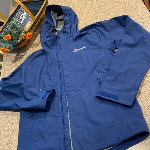 Berghaus Hydroshell Blue Rain Jacket Men’s XS Shell Waterproof Jacket